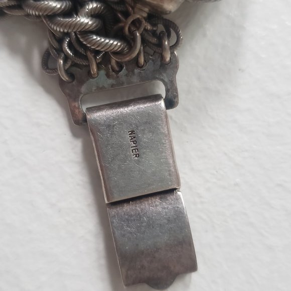 Vintage Napier Lucite Bracelet - Picture 5 of 9